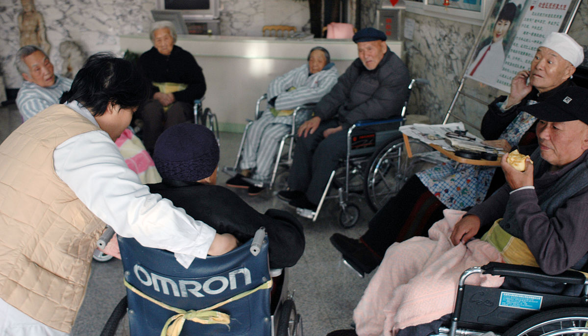 武汉外国语学校小学部入学条件：年龄、成绩、语言、品德、家庭背景