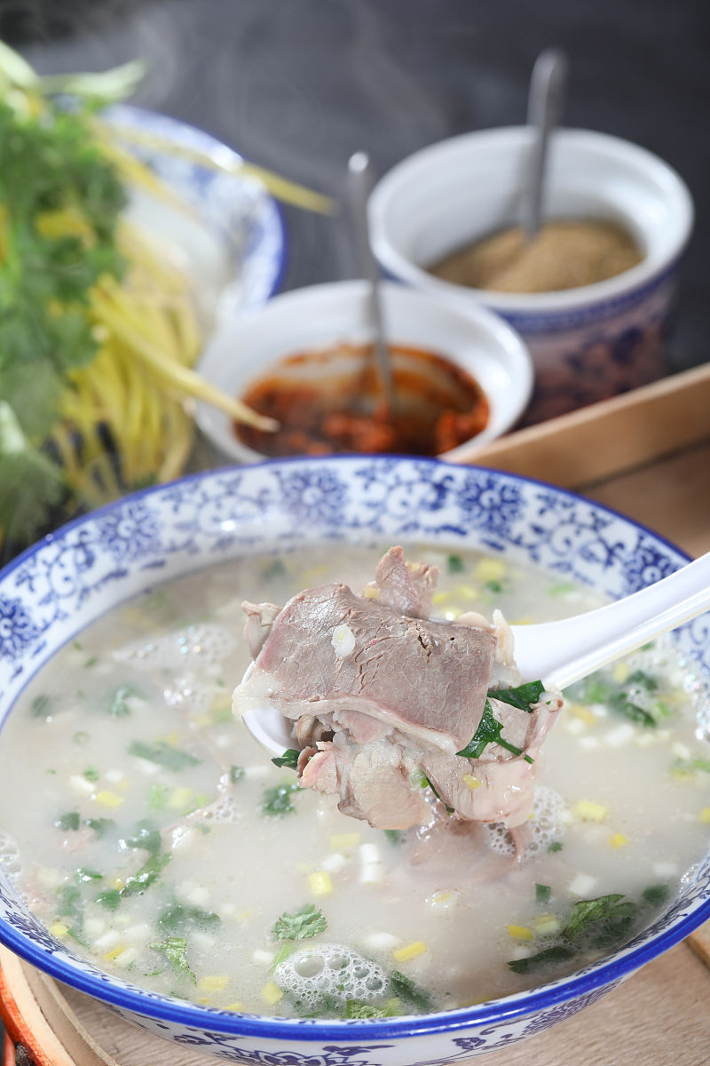 羊肉汤更香的喝法秘诀