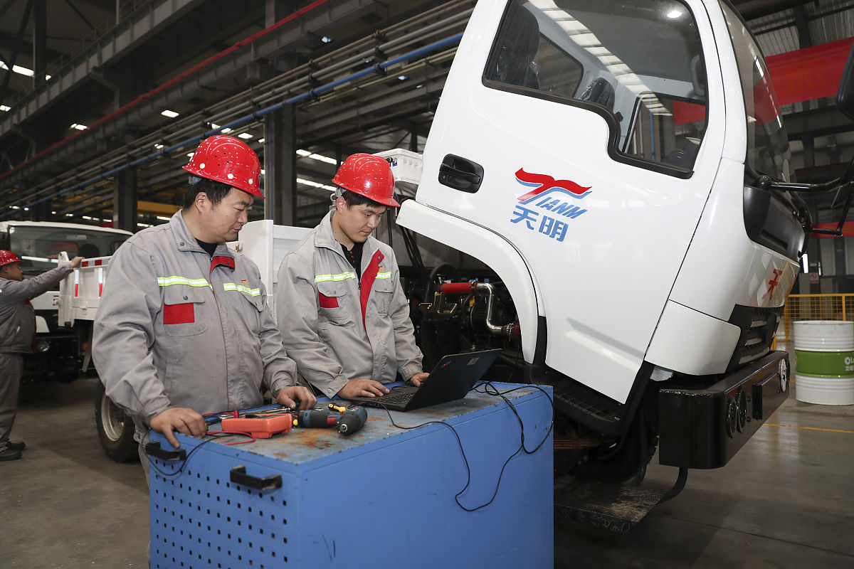 四川交通运输职业学校汽车车身修复专业：课程设置、就业前景