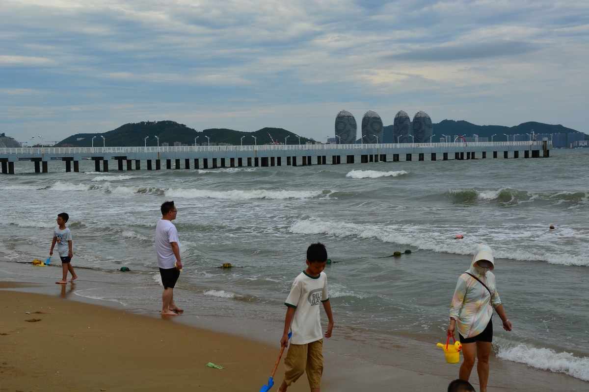 假期台风预警！出行注意安全！