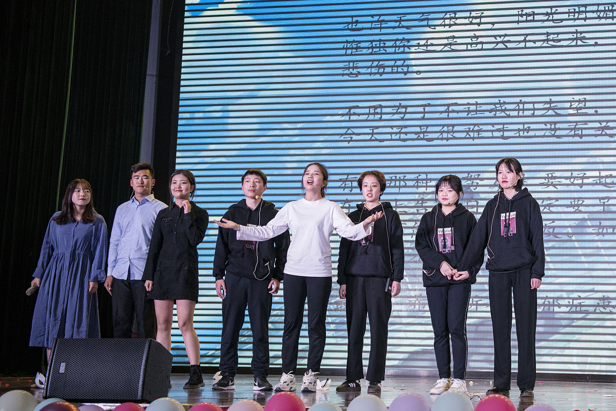 四川有法学专业的中专中职学校哪家好