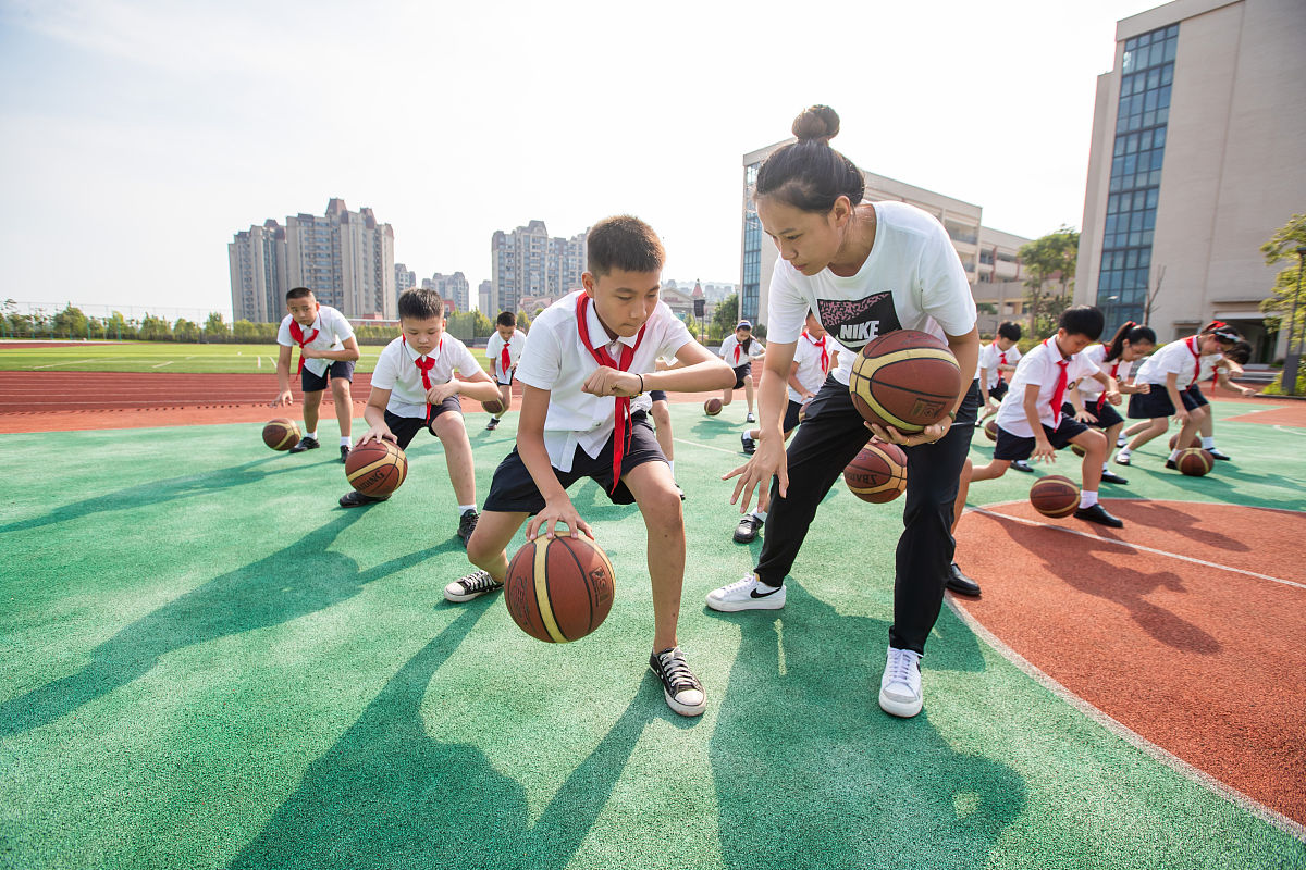 小学生学习颠气排球的五大目标，全面提升孩子综合素质