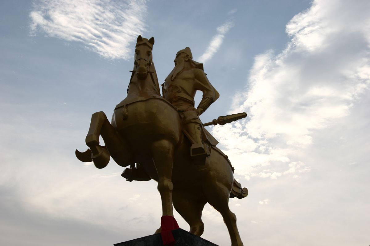 陈庆之千军万马避白袍