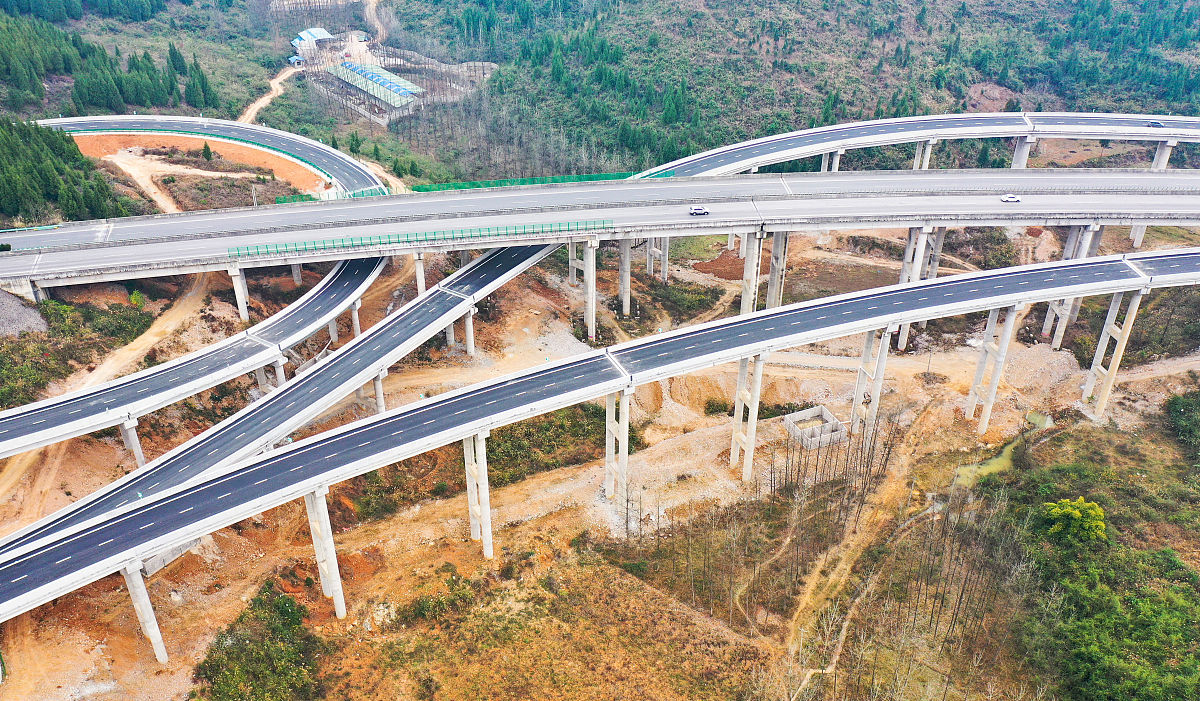 2022年贵州建设学校道路桥梁工程施工专业招生