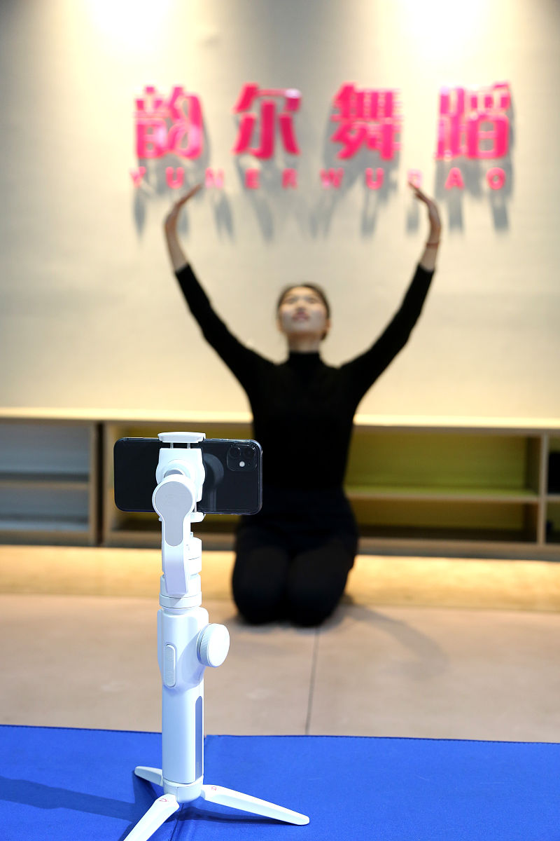 南京市W艺术培训机构课程多元化对比 - 表格分析