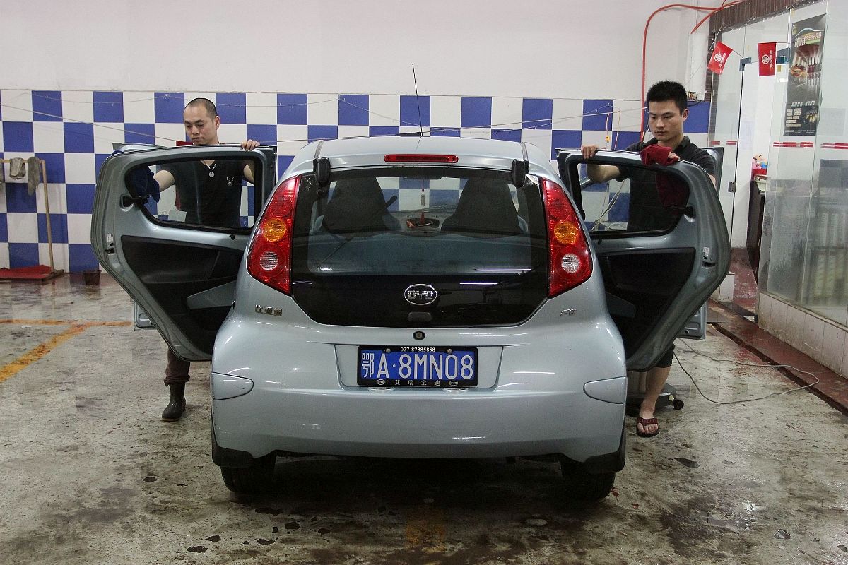 云南省最好的汽车美容专业学校推荐：昆明汽车美容专业学校