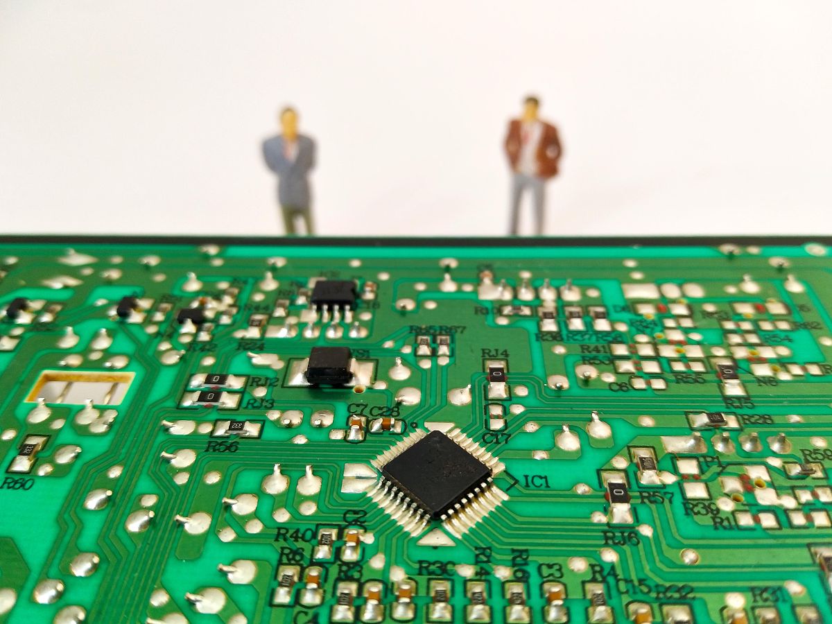 半导体芯片故障分析 (FA) 涉及哪些方面？