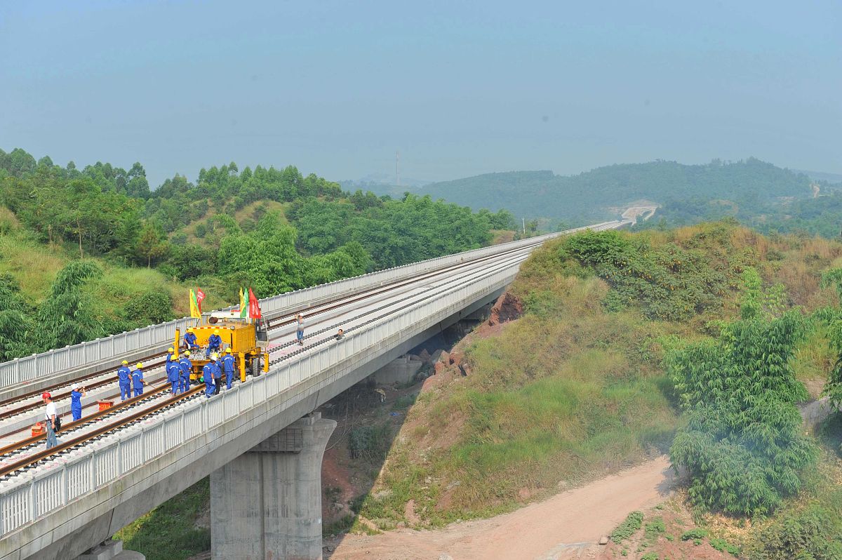 重庆初中生铁路学校2023择校指南