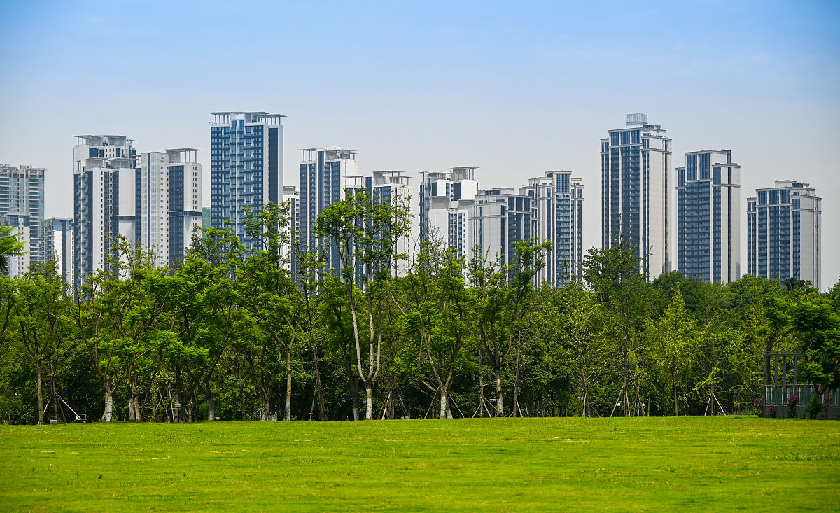 2021年6月22日,四川省成都市,天府公园.(如需下载使用,请务必署名:红