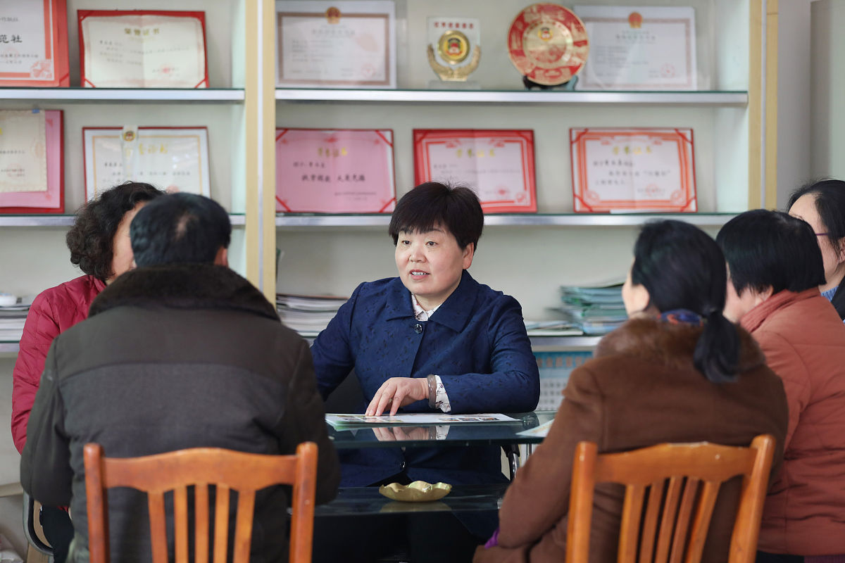 社会工作服务中心把社区留守老人培育为骨干成员的主题活动