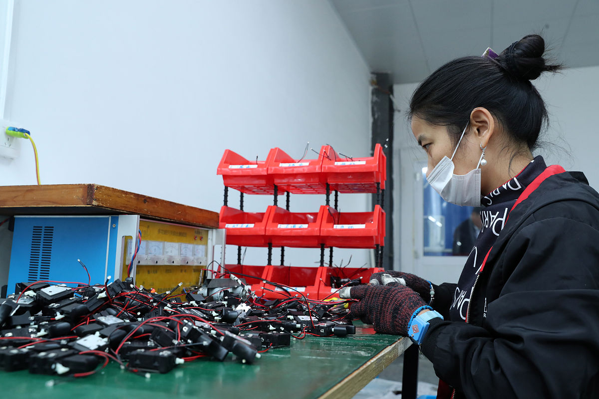 贵州装备制造职业学院汽车车身修复专业前景分析：就业方向、发展趋势