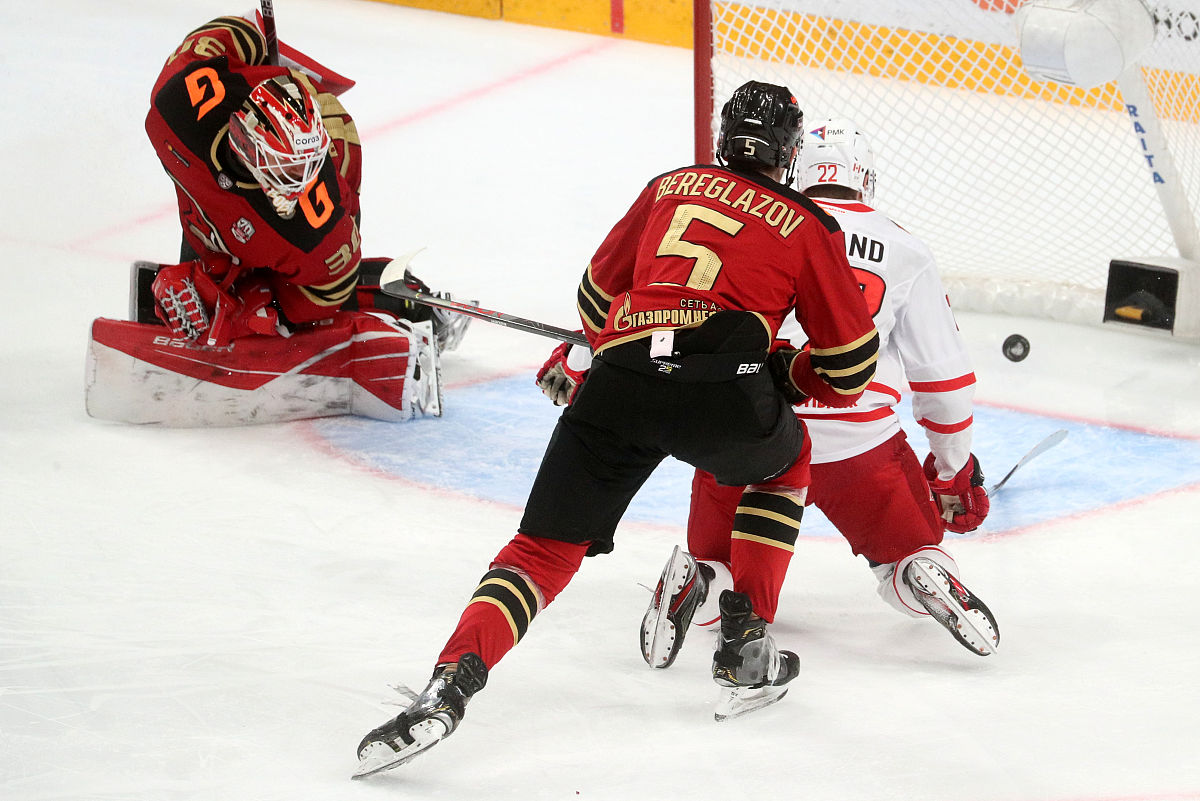 2020年10月24日,俄罗斯,20/21khl联赛,鄂木斯克先锋vs叶卡捷琳堡汽车