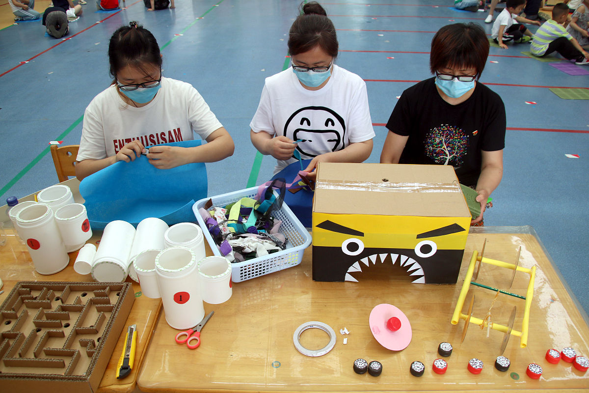 进幼儿园开展回收牛奶盒活动通讯稿