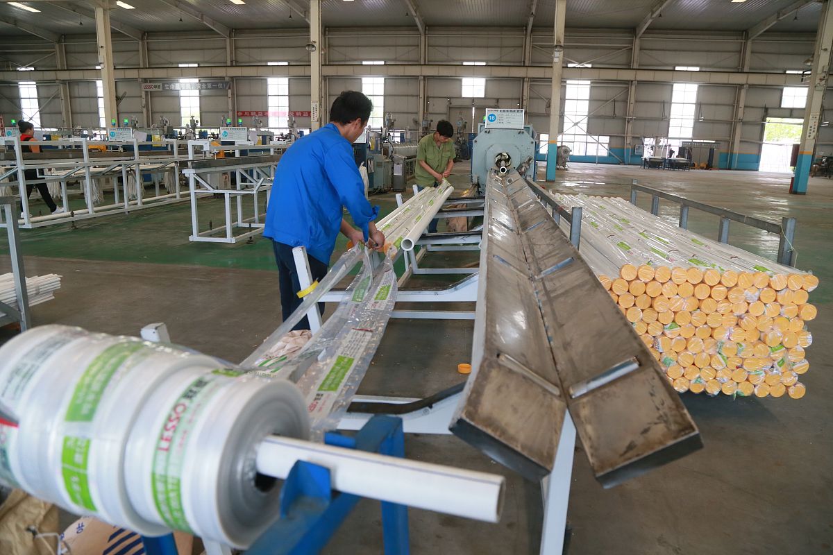 写一篇介绍塑料生产工艺的文章