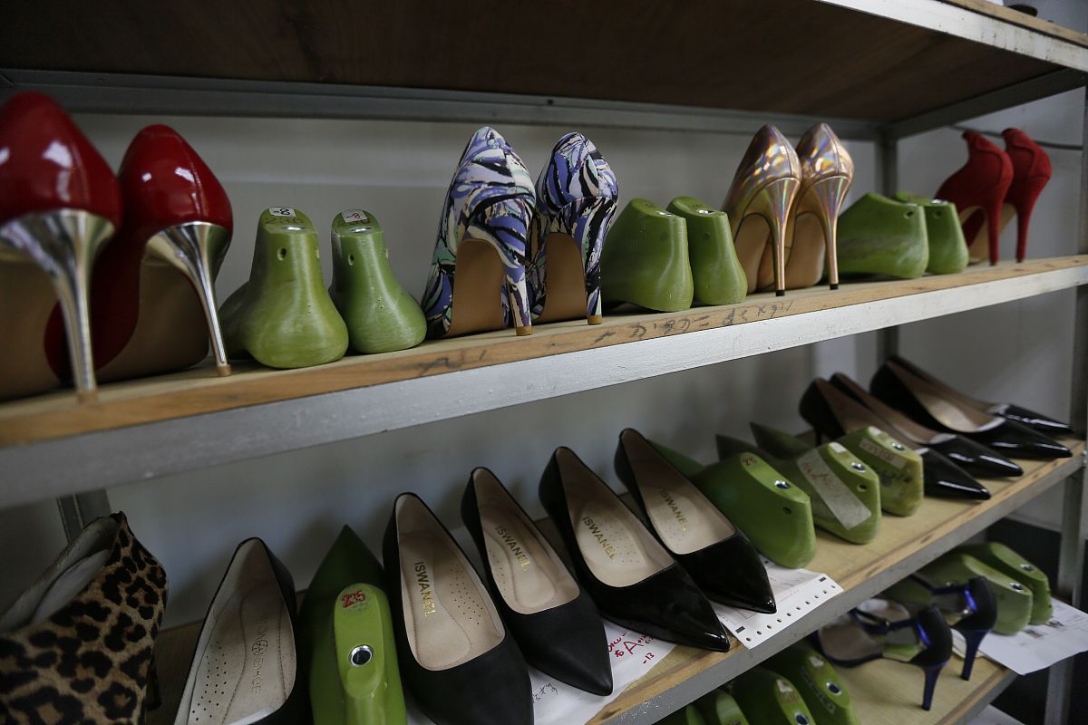 鞋类设计与工艺：影响穿着体验与健康的关键