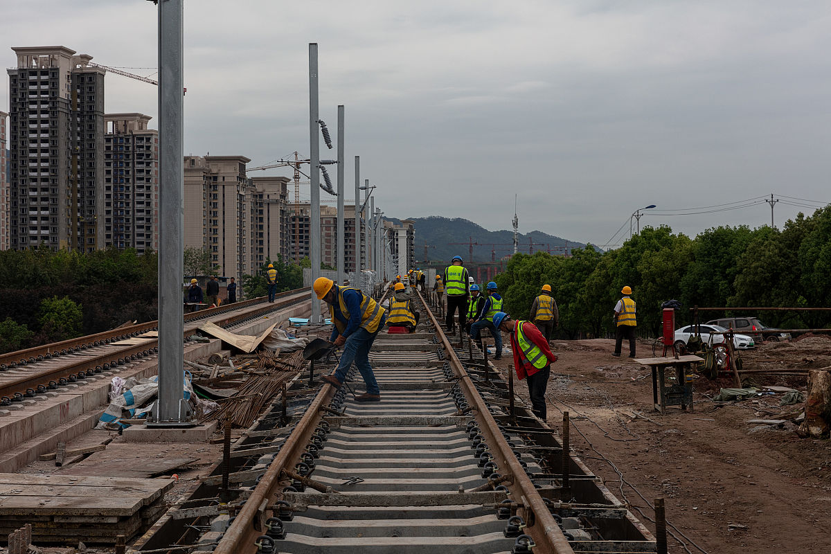通过日常生活中接触了解到的某个具体工程项目分析基本过程和主要思路