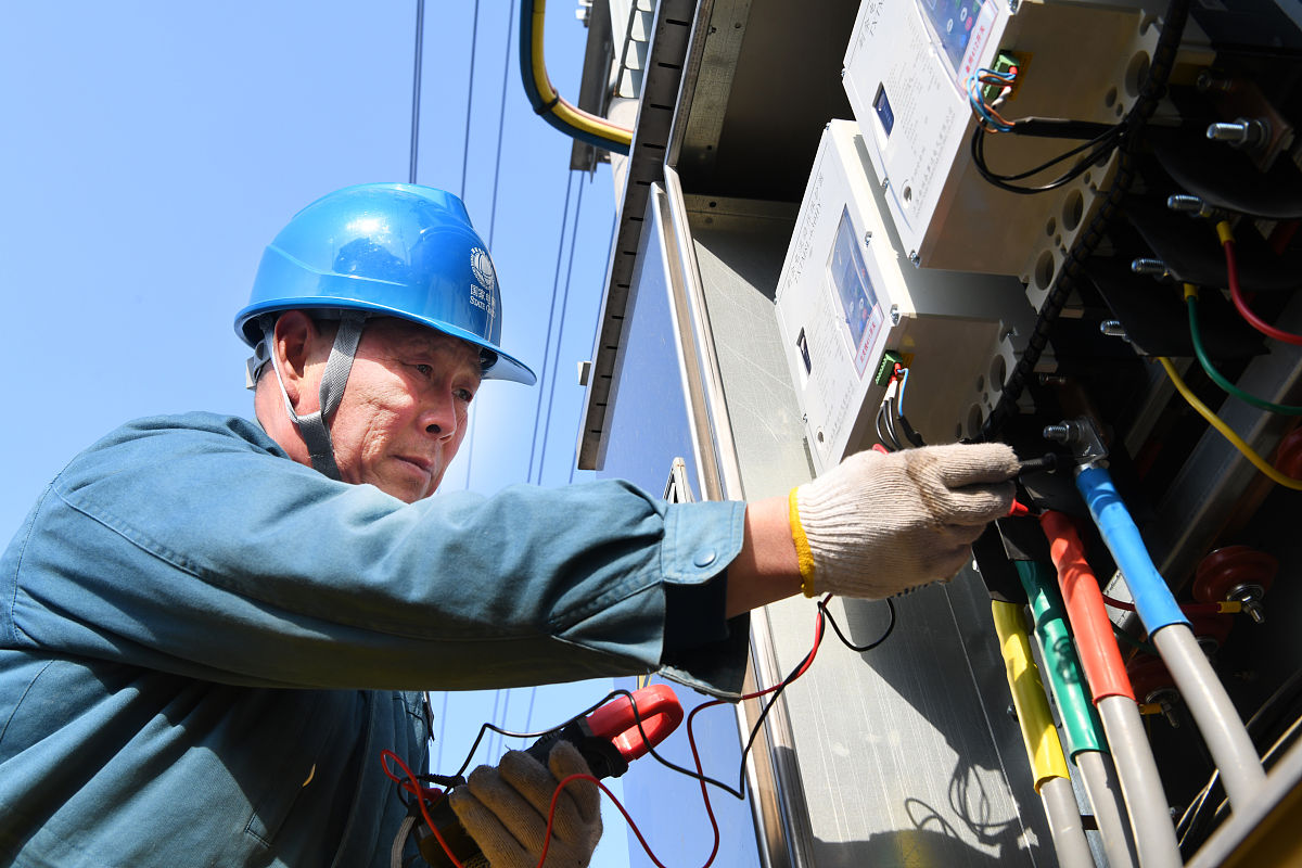 锦屏中等职业技术学校农村电气技术专业招生 - 培养农村电气化建设人才
