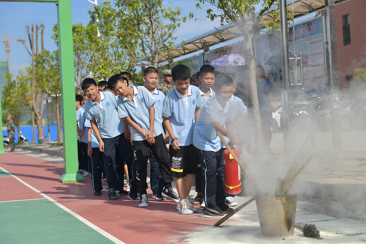 致敬军训：一封写给战友/朋友/室友的信