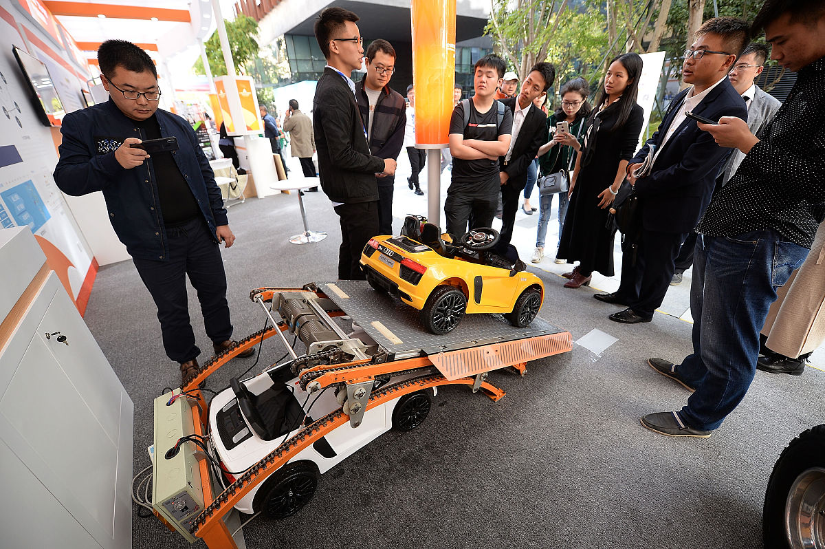 成都铁路学校2018年收费标准调整：住宿费、实践费、学费、杂费