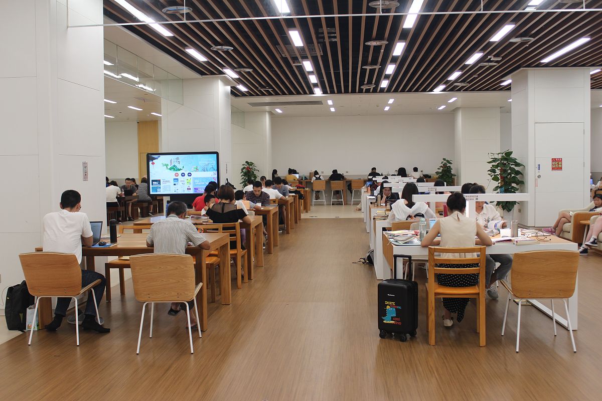 厦门华厦职业学院金融与证券专业实践教学优势