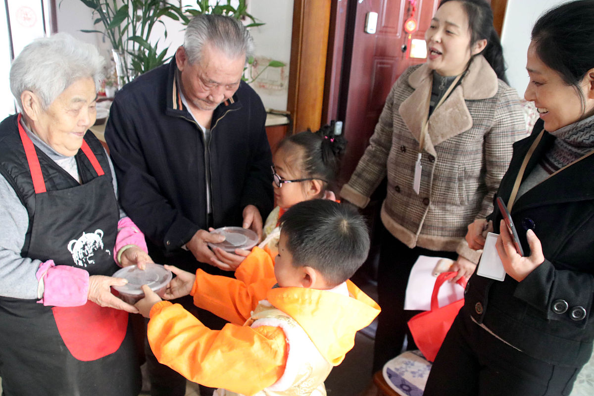 今天是七夕节不是父亲节为什么隔壁一直在叫爸爸