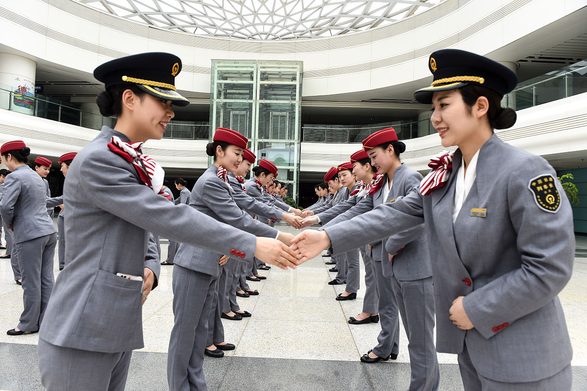 成都铁路乘务学校录取分数线及报考指南