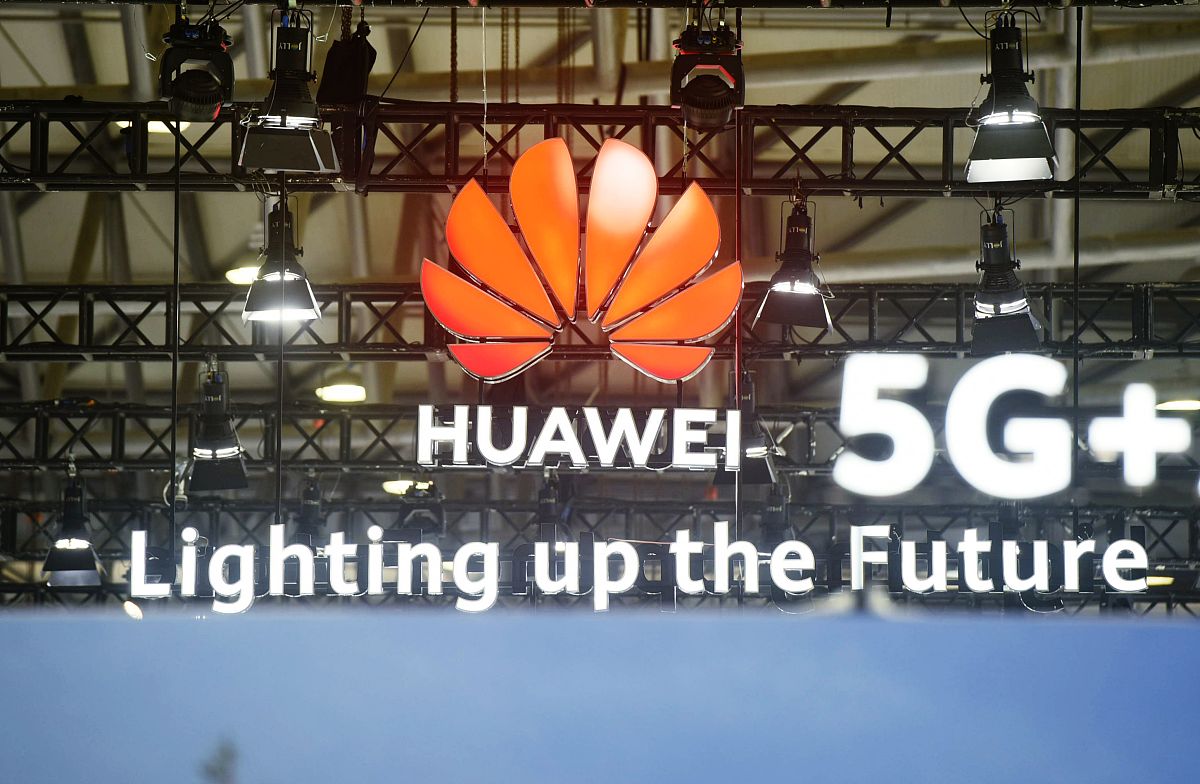 华为开始摊牌了！反击战打响 写1000字