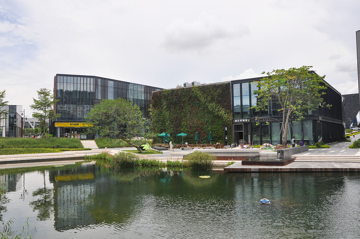 西湖艺创小镇凤凰创意国际：杭州文化艺术中心