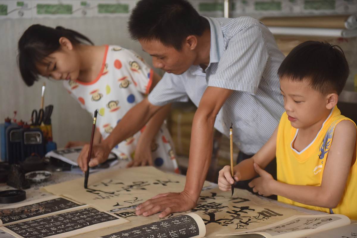 成都幼师学校书法教育专科课程：促进幼儿全面发展