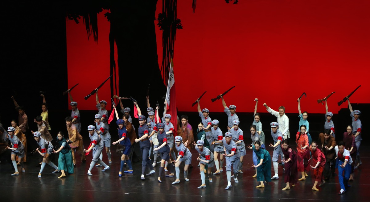 舞剧《红色娘子军》舞蹈赏析 - 中国舞剧经典之作