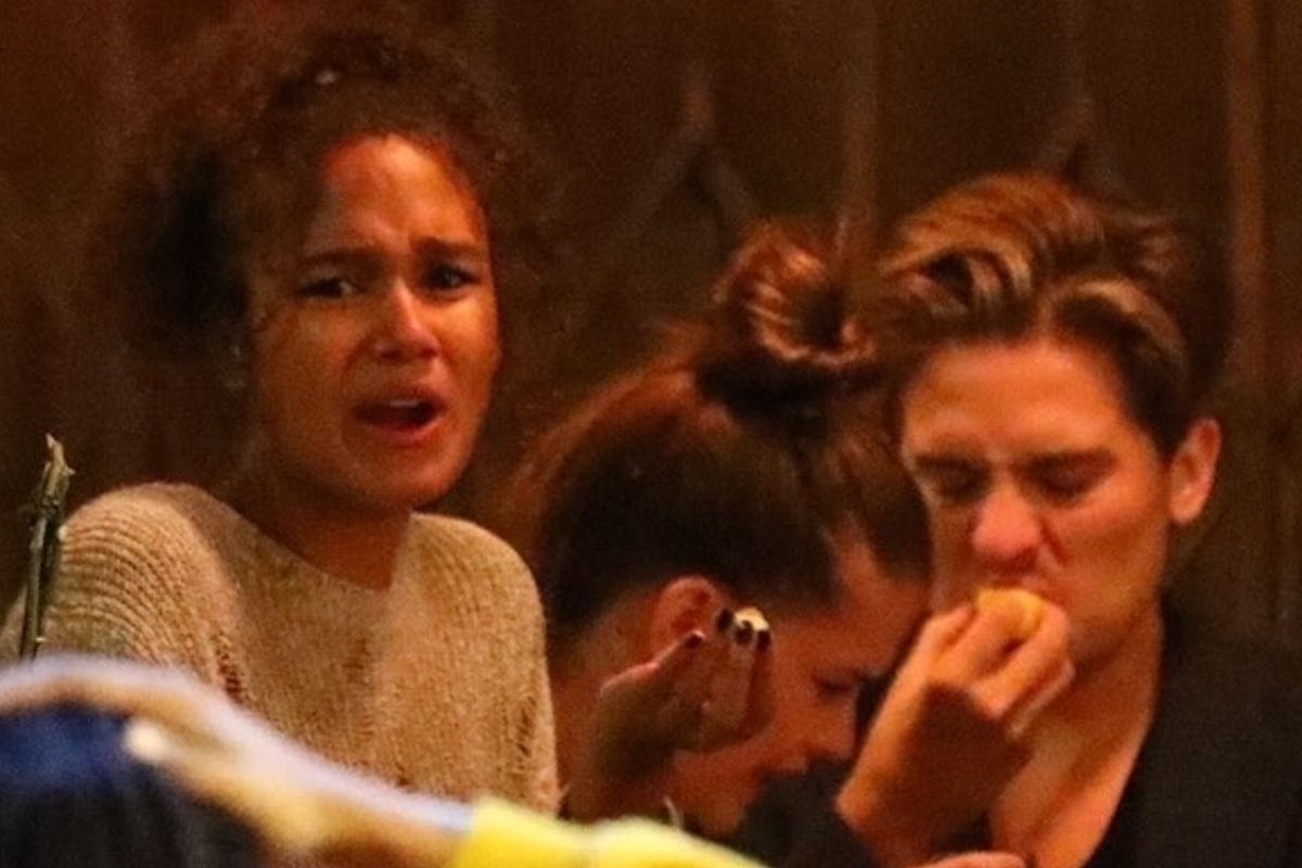 四年级作文：我的动物朋友 - 猫咪、金鱼和兔子