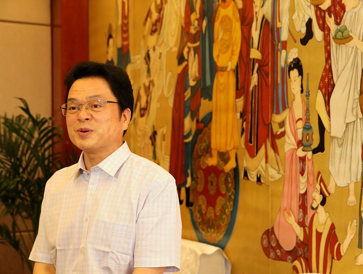 2019年8月24日,陕西省西安市,第十届茅盾文学奖获得者陈彦西安接受媒