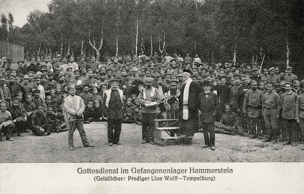 布尔什维克党如何解决早期内斗和内讧问题？