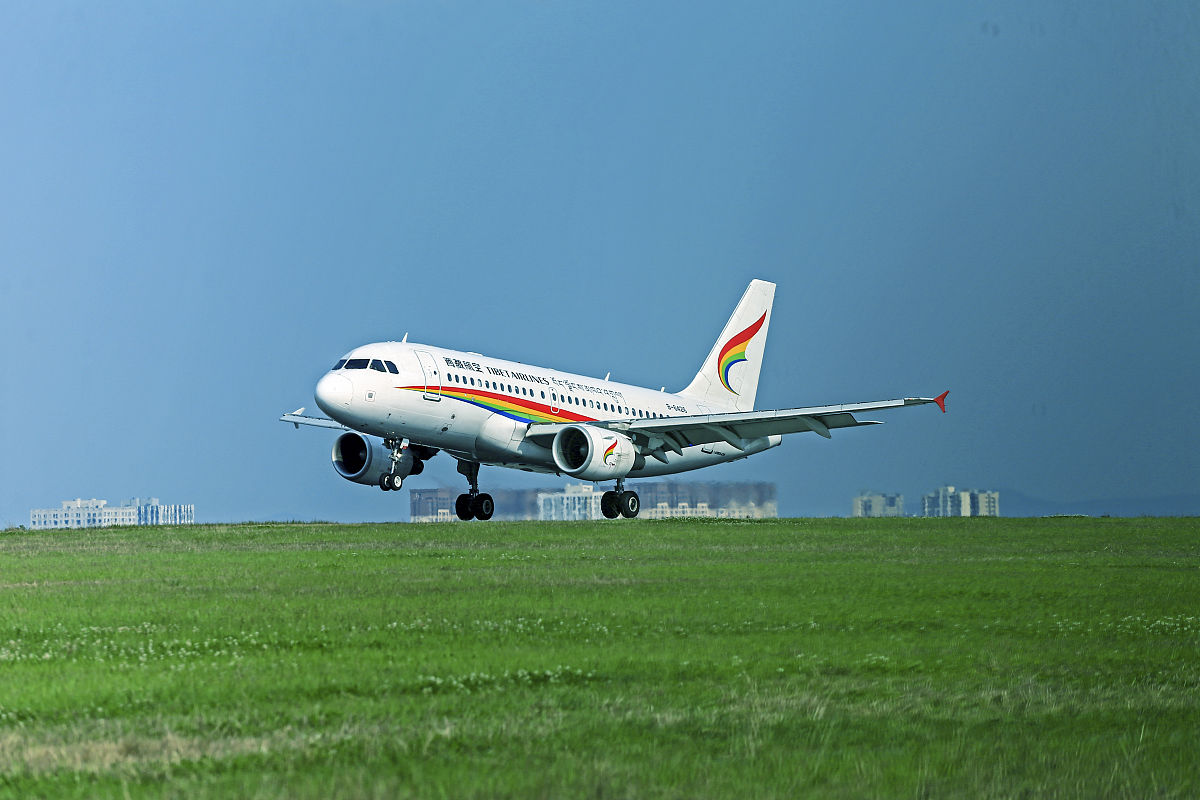 四川航空学校毕业生就业方向：选择你的职业之路