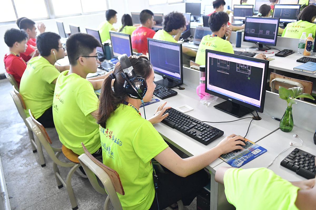 重庆市巴南职业教育中心计算机与数码产品维修专业就业前景分析