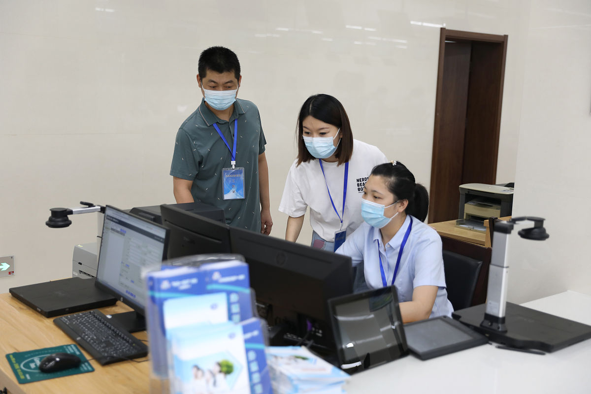 司法鉴定中心亲子鉴定采样后去实验区不会遇到外人调包吧？安全吗？