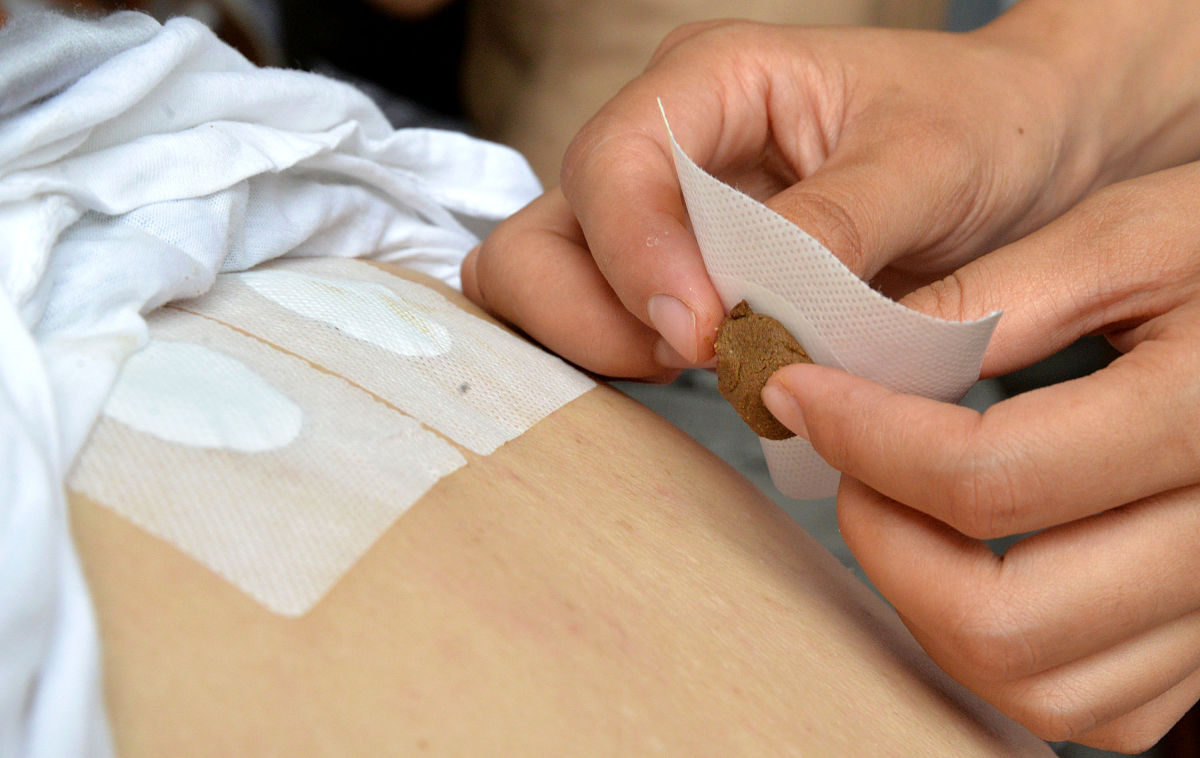 艾灸虎口的好处与功效，