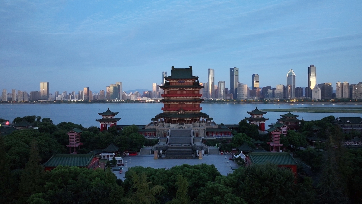 2024年10月6日,江西省南昌市,航拍滕王阁.