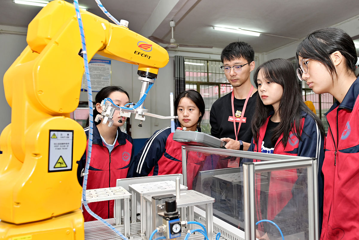 湖南安全技术职业学院商务英语专业好就业吗