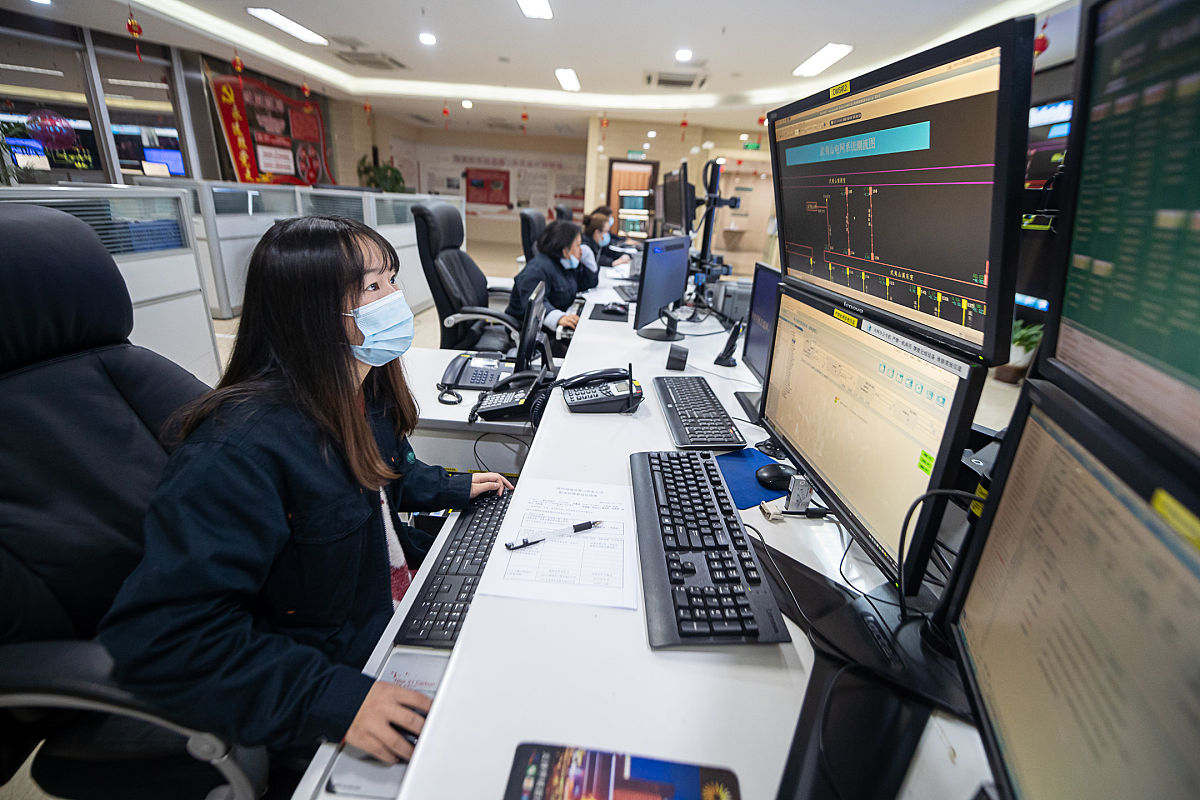 请详细描述如何在网络运维中制定管理正常、制定管理流程、制定责任制度