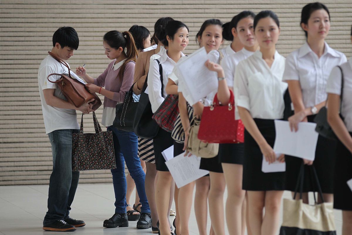 绵阳女生在中专学校学什么好