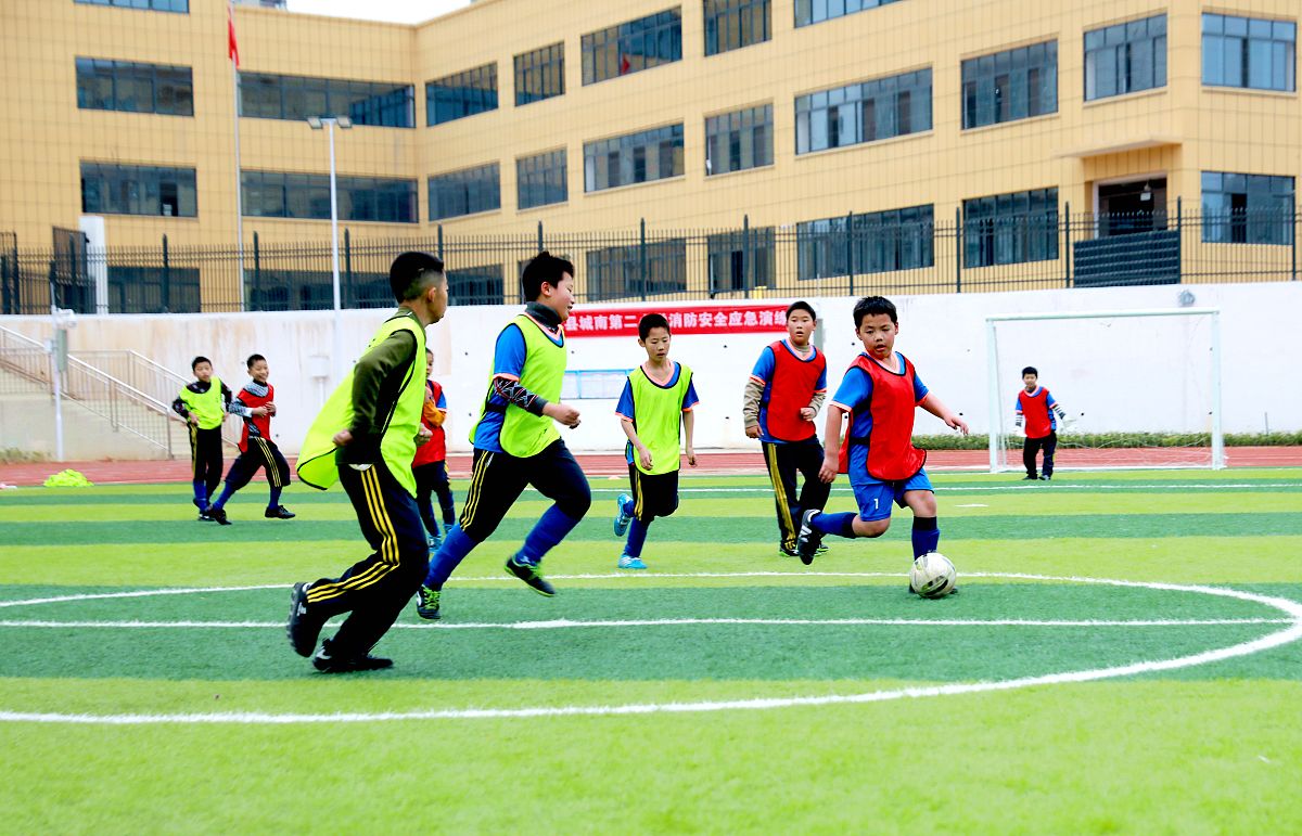 吉林小学教育包含体育专业吗？就业前景如何？