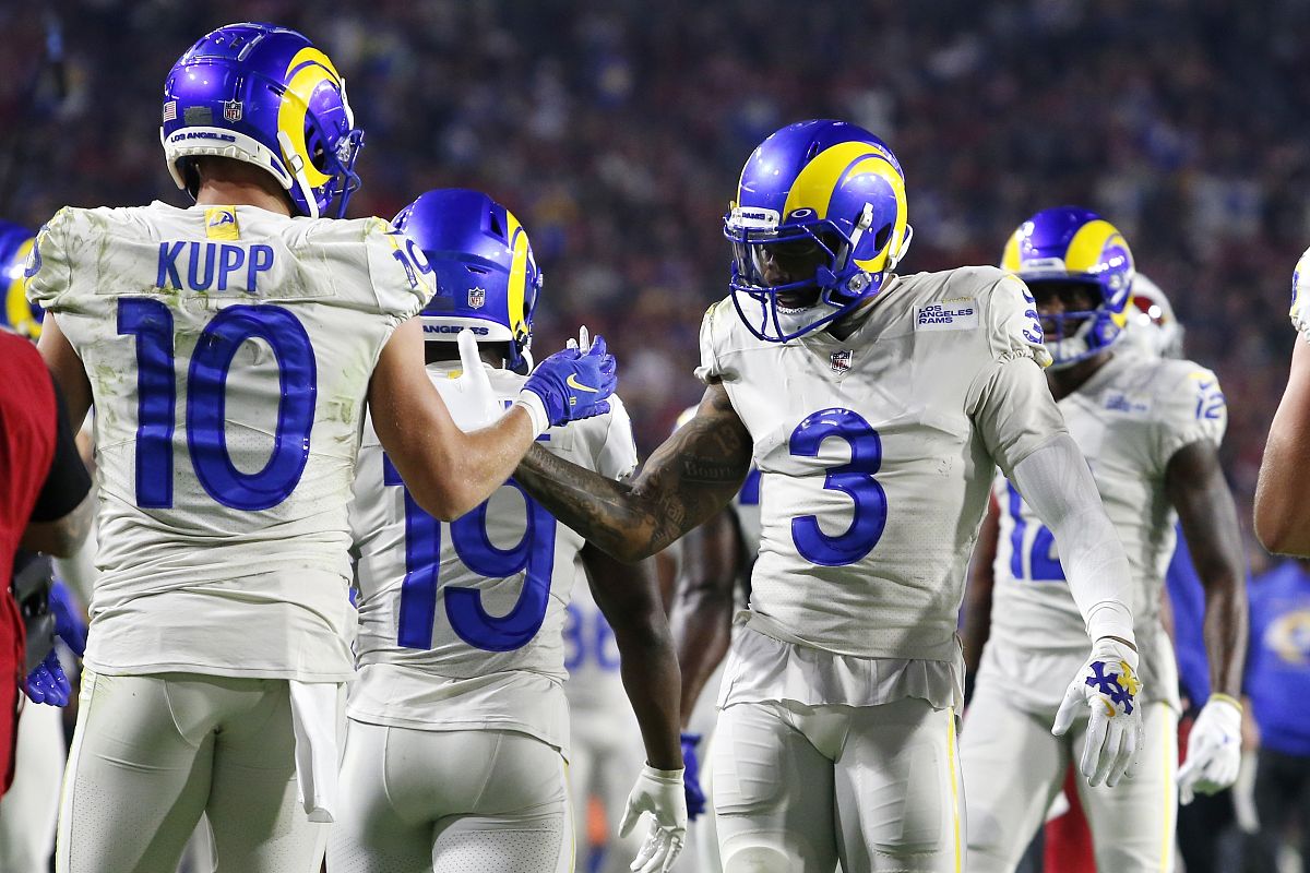 los angeles rams wide receiver cooper kupp (10) celebrates his t