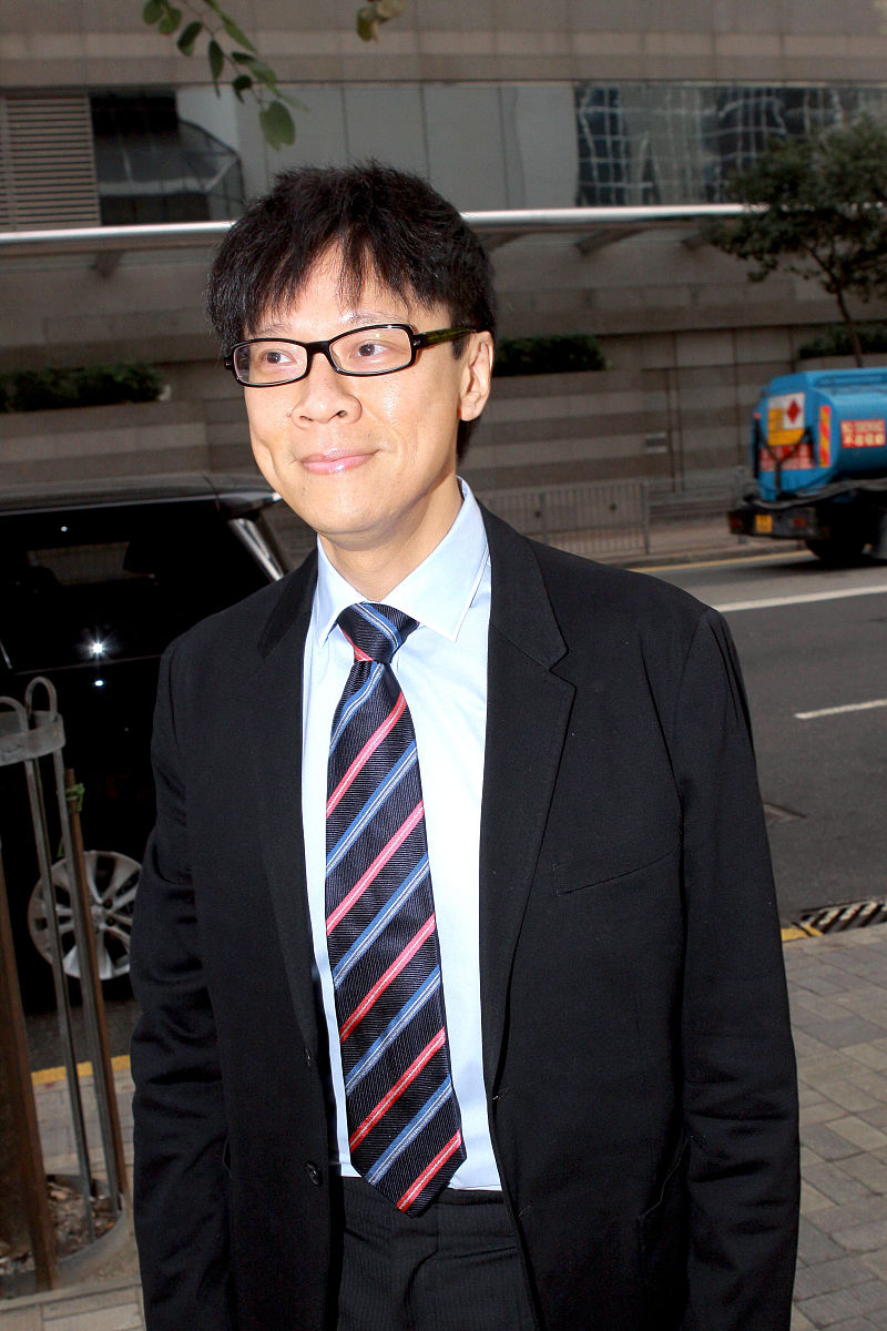 2010年11月23日,香港,陈志云贪污案开庭.+++_+++贪污,陈志云,高层,无