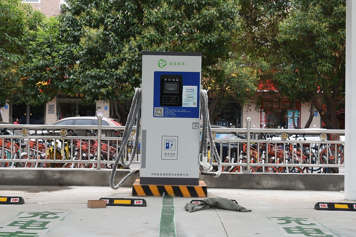 智能开门安全预警系统项目计划书：背景篇