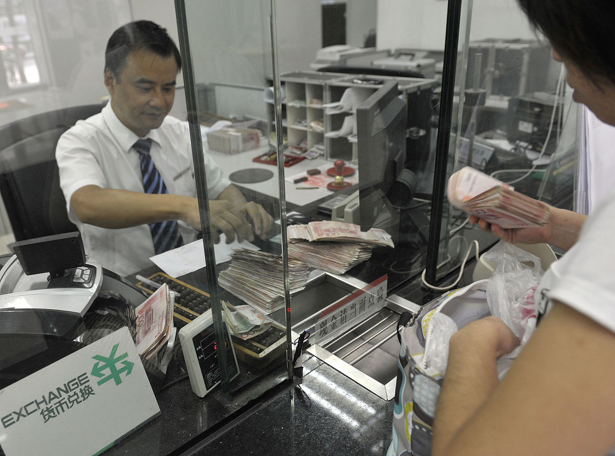 用以下关键词写文案：银行柜台仪器多线路乱 多功能束线台解决方案