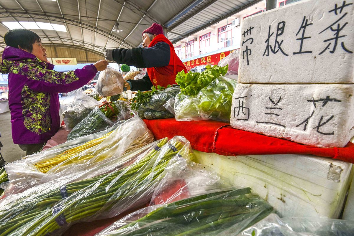 生鲜商超蔬菜补货与定价策略：市场需求分析的重要性