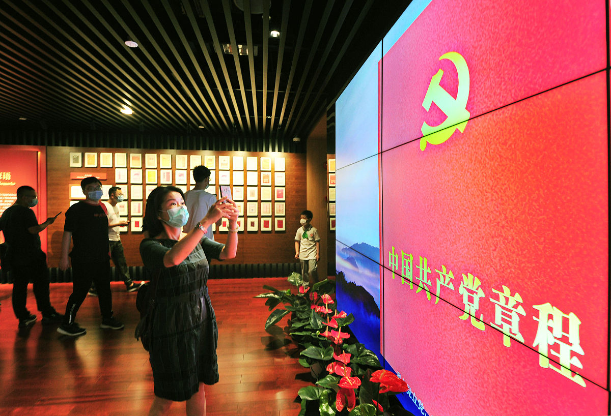 加入青年理论学习小组的五大理由 - 提升自我，贡献社会