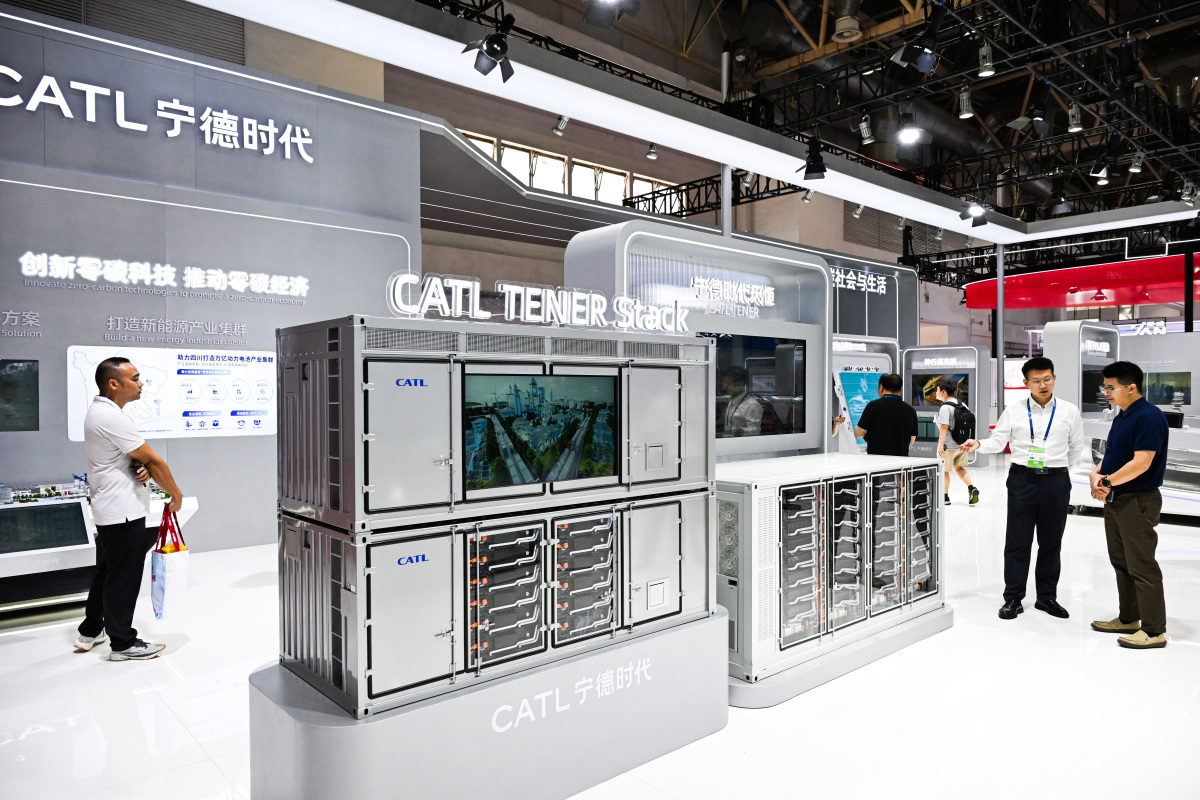 你现在是一个导航网站的编辑人员请为我写一篇歌尔股份的相关介绍。