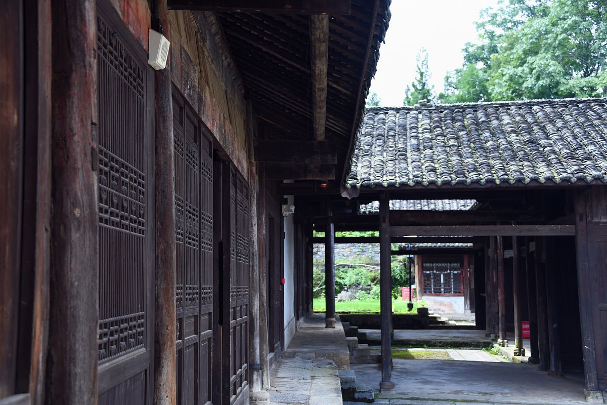 恩施土家族苗族自治州卫生学校康复技术专业怎么样？值得选择吗？